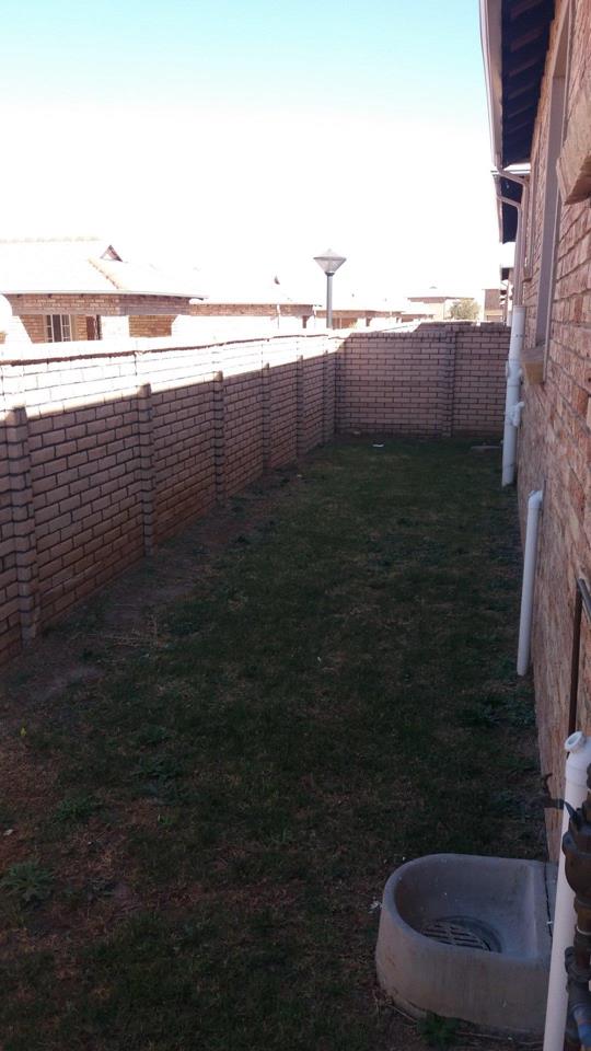 Listing number: P24-117533890, Image number: 2