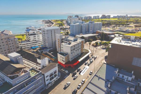 GLA: 180m²
Zoning: General Business 5
Gross Income: ±R1.275m ...