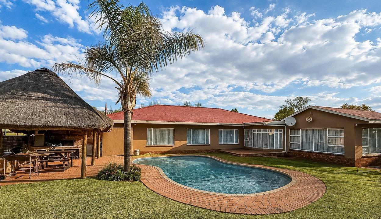 Listing number: P24-117536102, Image number: 1