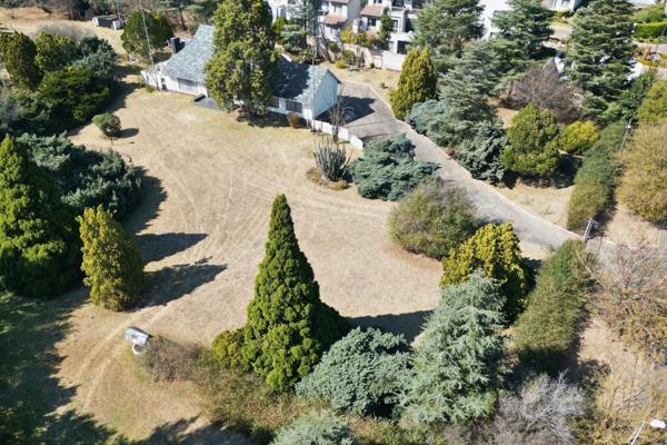 • Erf Extent: 8,846m²
• Zoning: Agricultural
• Situated withing already developed ...