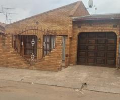 House for sale in Mapetla
