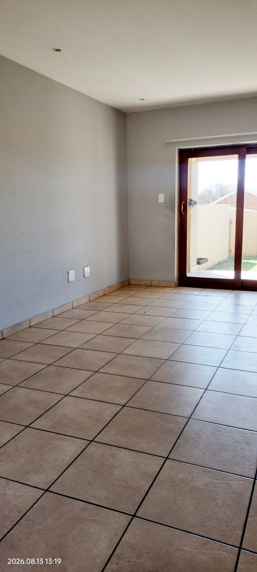2 Bedroom Apartment / Flat to Rent in Reyno Ridge