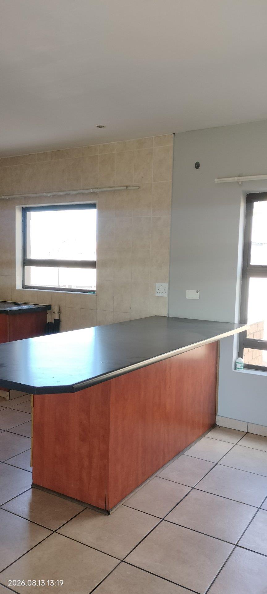 2 Bedroom Apartment / Flat to Rent in Reyno Ridge