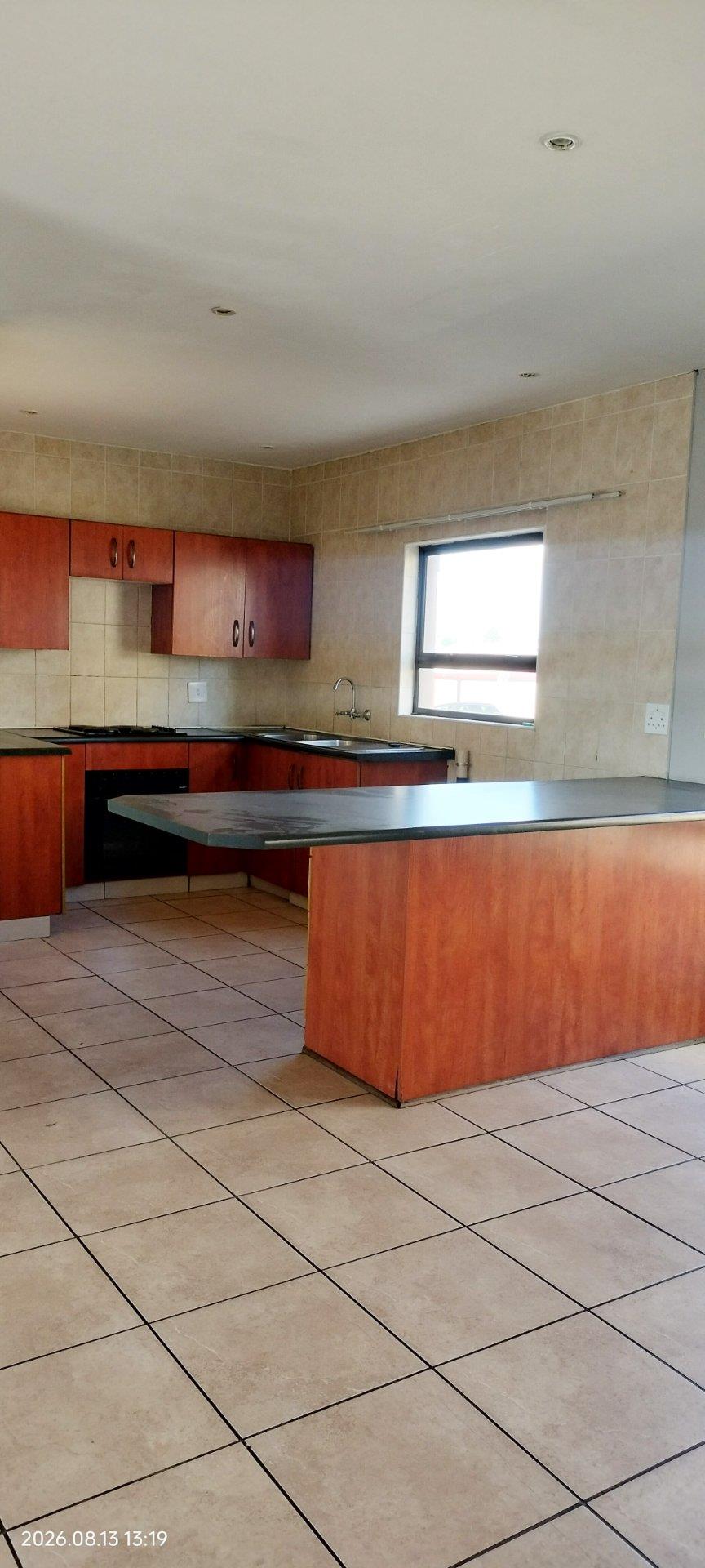 2 Bedroom Apartment / Flat to Rent in Reyno Ridge