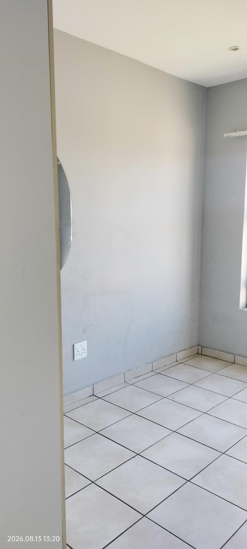 2 Bedroom Apartment / Flat to Rent in Reyno Ridge