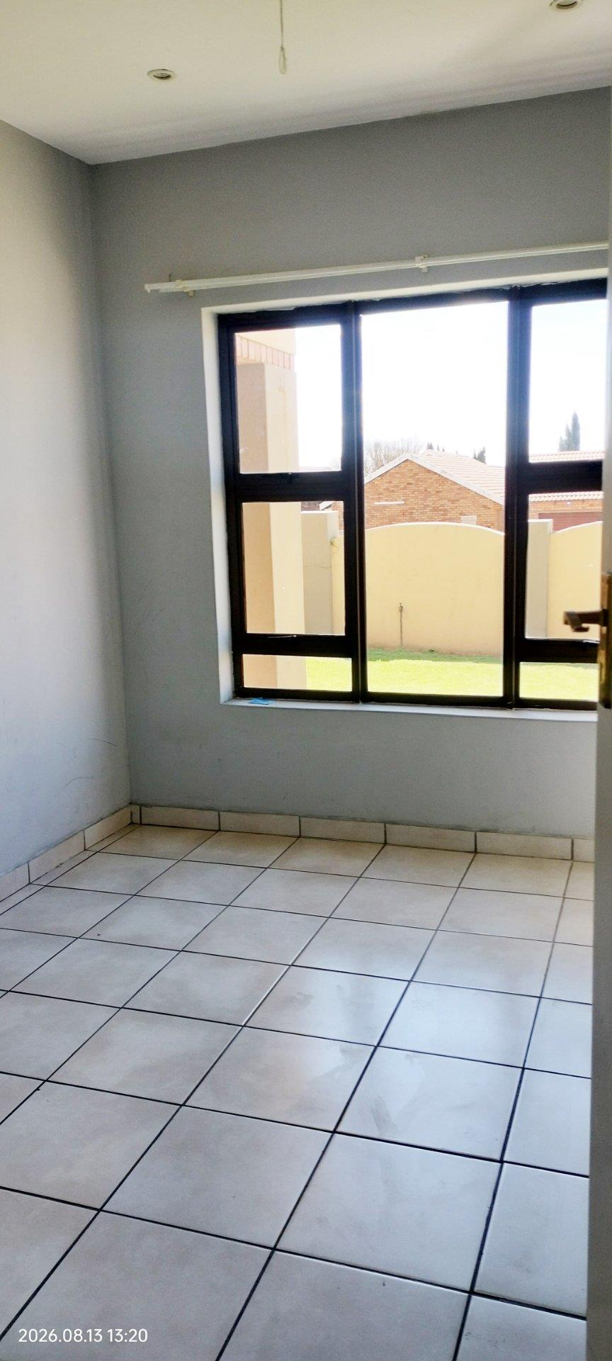 2 Bedroom Apartment / Flat to Rent in Reyno Ridge