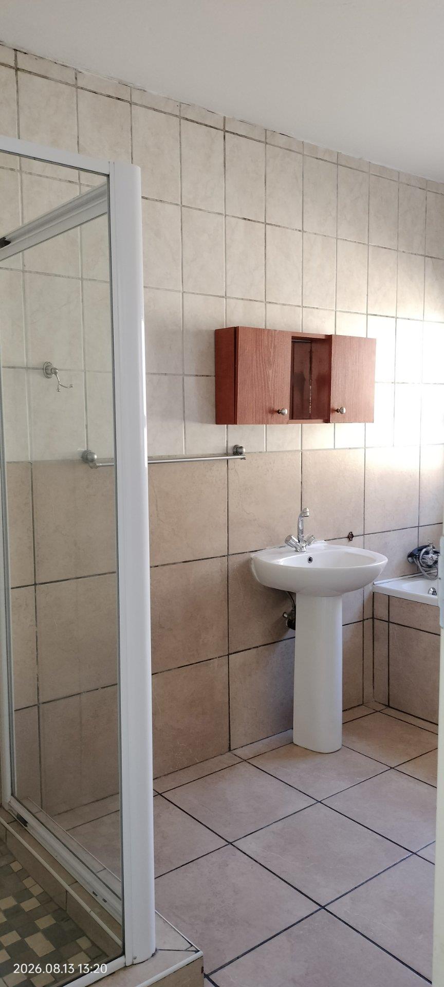 2 Bedroom Apartment / Flat to Rent in Reyno Ridge