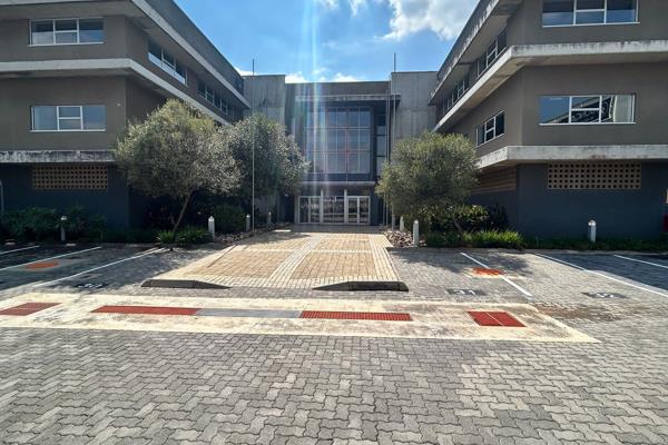 An exceptional investment opportunity awaits with this prime, standalone A-Grade ...