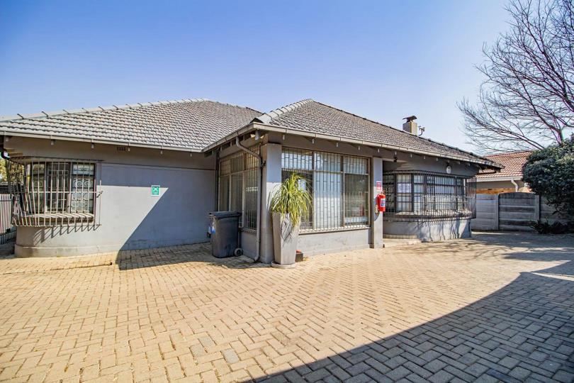 Listing number: P24-117538568, Image number: 2, Image