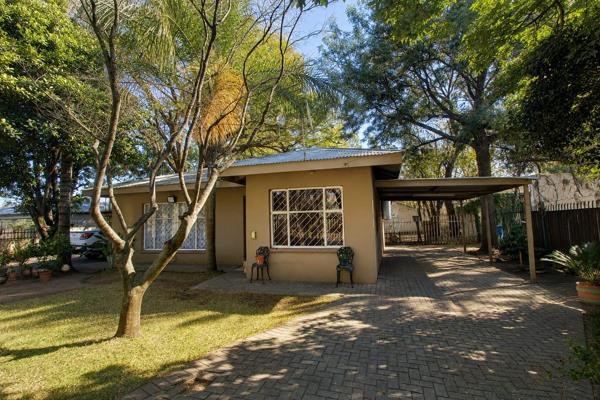 DUAL-LIVING FAMILY HOME WITH EXCELLENT RENTAL POTENTIAL IN OUDORP

DUAL MANDATE
This ...
