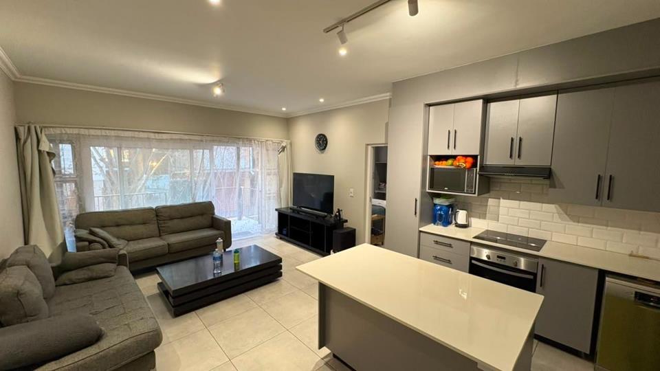 Listing number: P24-117540062, Image number: 2