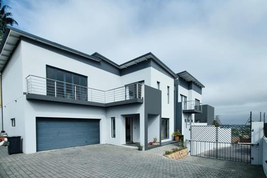 5 Bedroom House for sale in Kaapsig