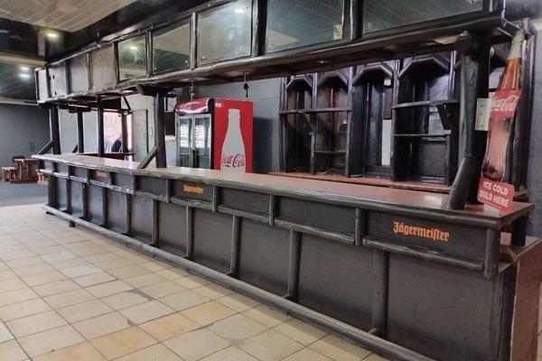 Looking for the perfect space to bring your entertainment or hospitality business to life? This bar offers everything you need to ...