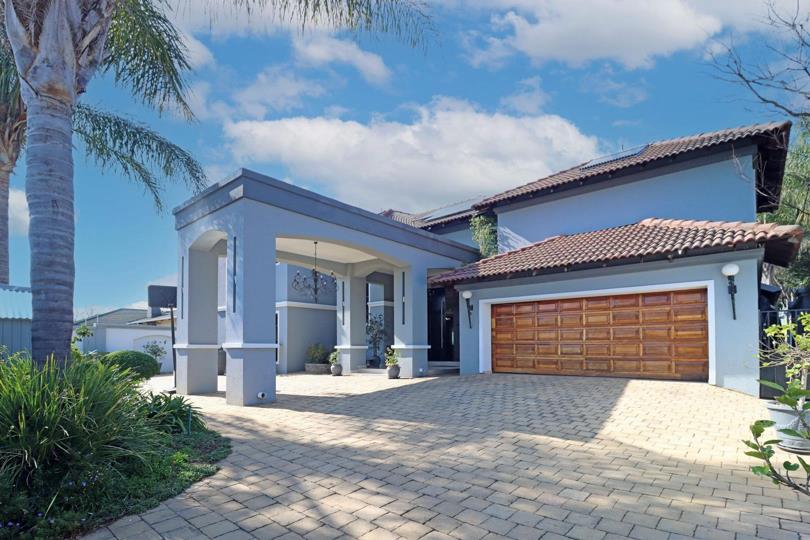Listing number: P24-117541950, Image number: 2