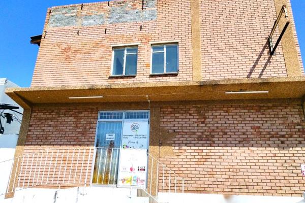 This spacious commercial store offers a clean, professional space ideal for a variety of businesses. The premises feature fully ...