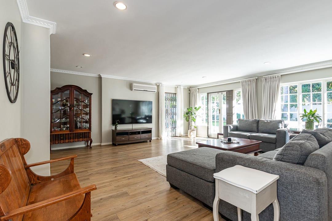 Listing number: P24-117545955, Image number: 1