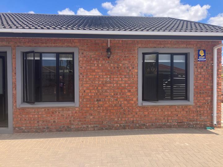 Listing number: P24-116674526, Image number: 2