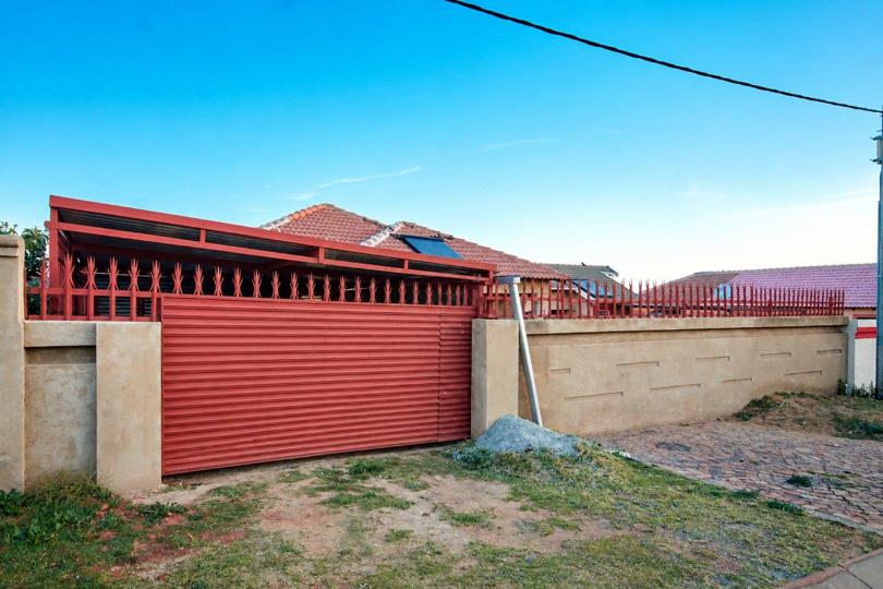 Listing number: P24-117547683, Image number: 2