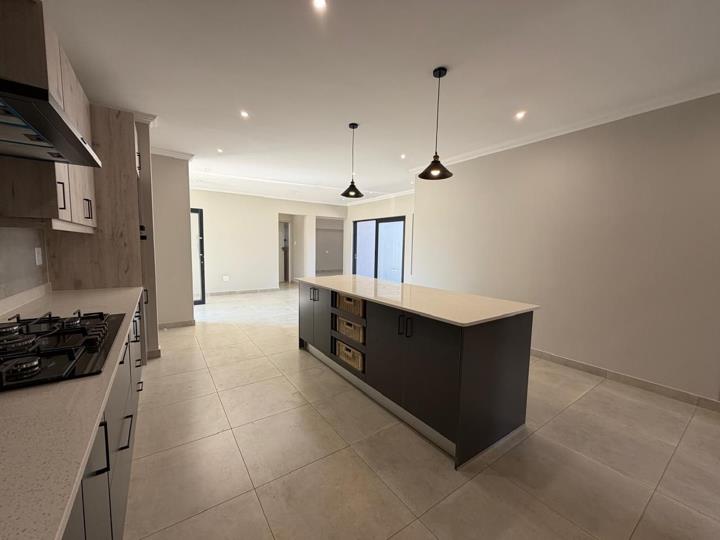 Listing number: P24-117548193, Image number: 2, Image