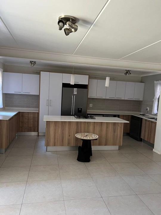 Listing number: P24-114784169, Image number: 3