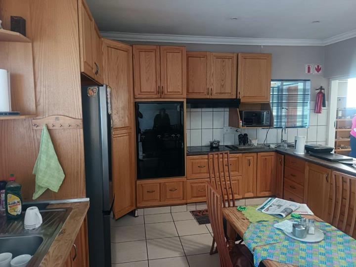 Listing number: P24-117548709, Image number: 3