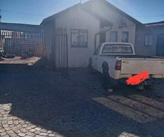 House for sale in Payneville