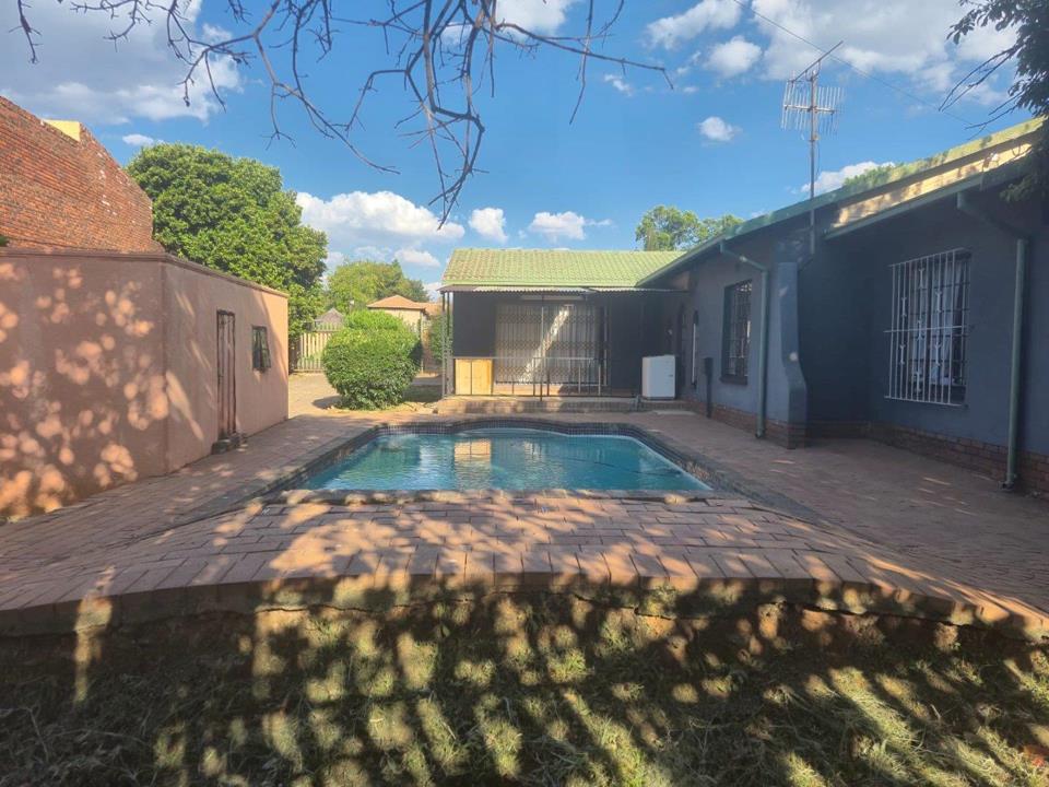 Listing number: P24-117551271, Image number: 1
