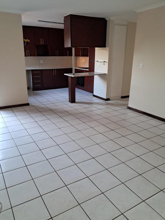 Listing number: P24-117551577, Image number: 2