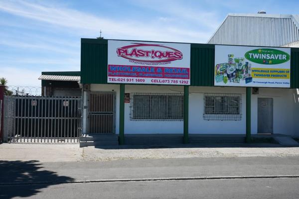 743sqm + 200sqm Mezzanine Freestanding Commercial Property with Excellent Exposure on ...