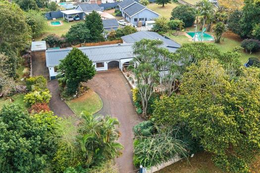 4 Bedroom House for sale in Waterfall