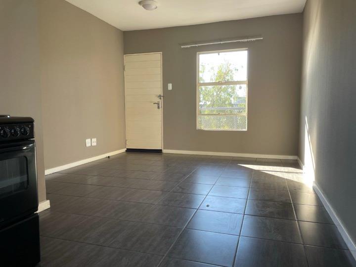Listing number: P24-117558456, Image number: 3