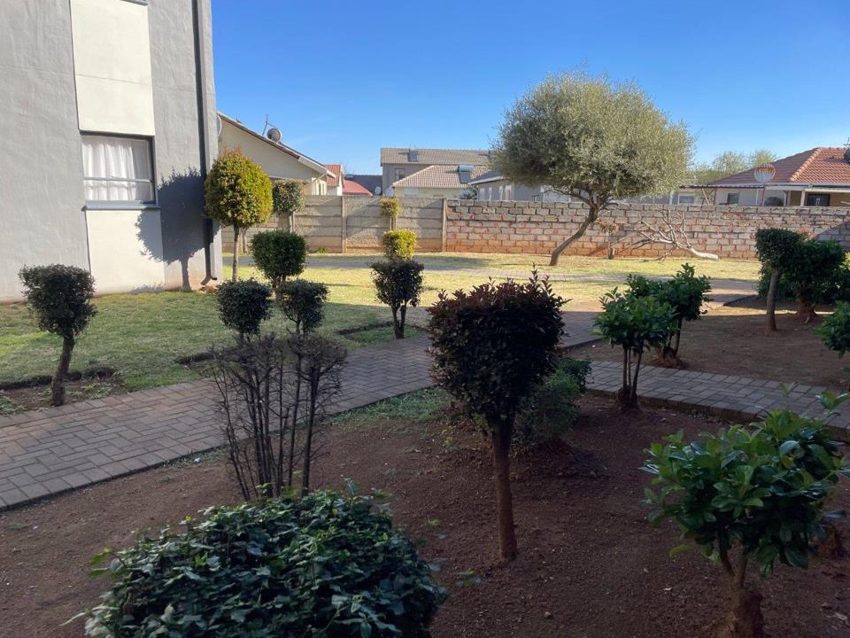 Listing number: P24-117558458, Image number: 1