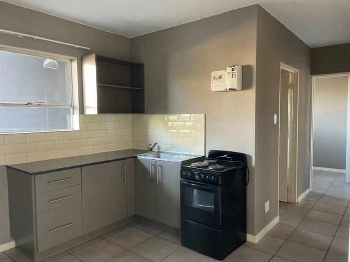 Listing number: P24-117558458, Image number: 2