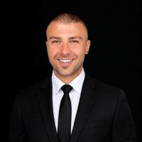 Agent profile for Ricky Fernandes