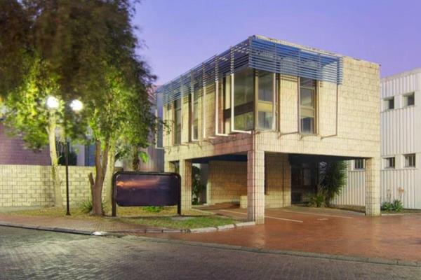 Steel Park is positioned approximately four kilometres from Cape Town International ...
