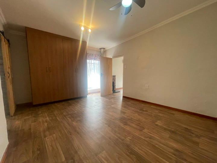Listing number: P24-117568181, Image number: 2