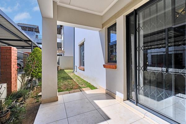 On Show This Sunday From 3pm - 5pm
Join me, and lets chat about the BUZZ in the area!

This well-appointed 2-bedroom apartment ...