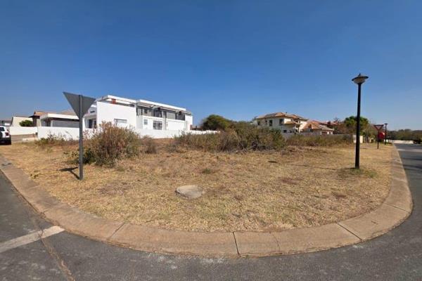 1,026 sqm Vacant Stand in a Prestigious Centurion Golf Estate
Positioned within a premier golf estate in Centurion, this expansive ...