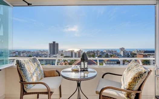 2 Bedroom Apartment / Flat for sale in Sea Point