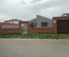 House for sale in Motherwell Nu 7