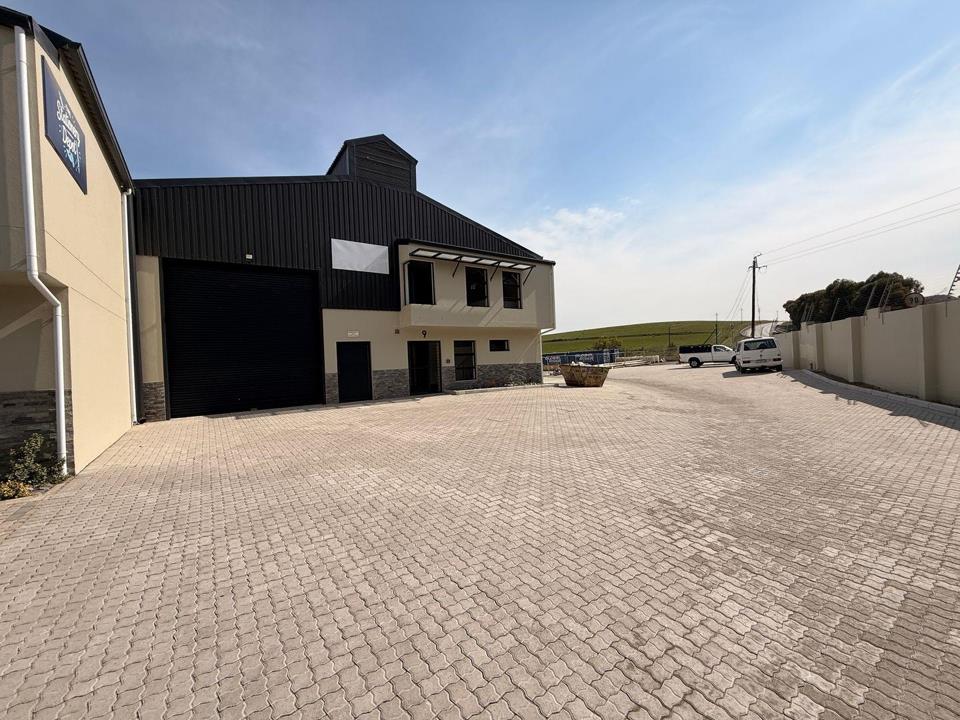 Listing number: P24-117572047, Image number: 1, Image