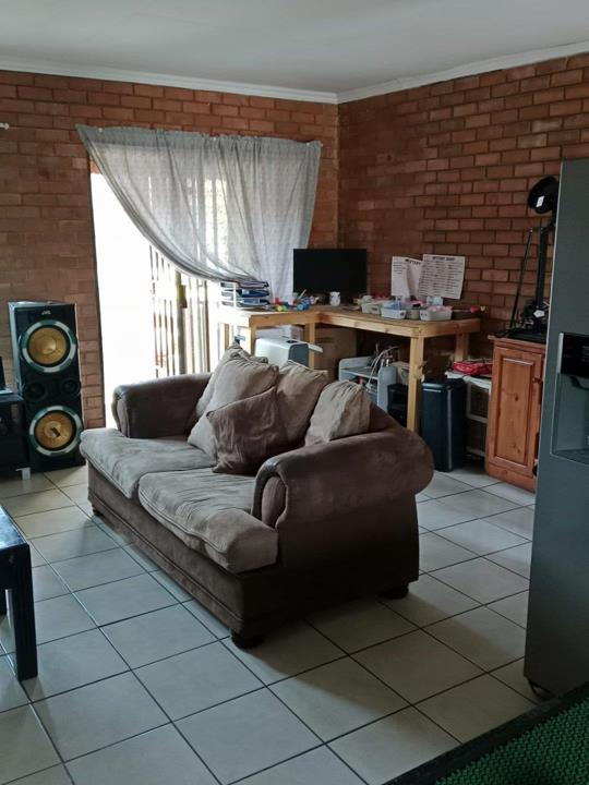 Listing number: P24-117576780, Image number: 3
