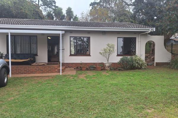 Calling investors or first time buyers.

This lovely home is perfect as it has lots of ...