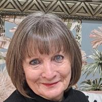Jo Warren