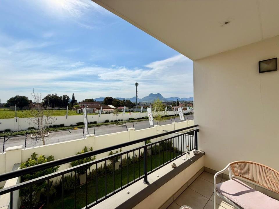 Listing number: P24-117579672, Image number: 1, Image
