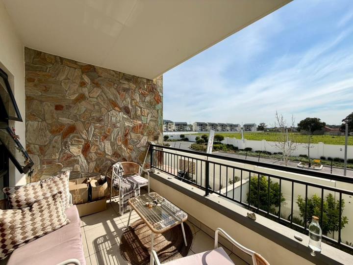 Listing number: P24-117579672, Image number: 2, Image