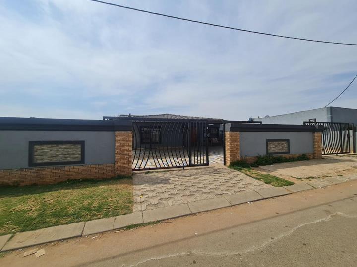 Listing number: P24-117580676, Image number: 2