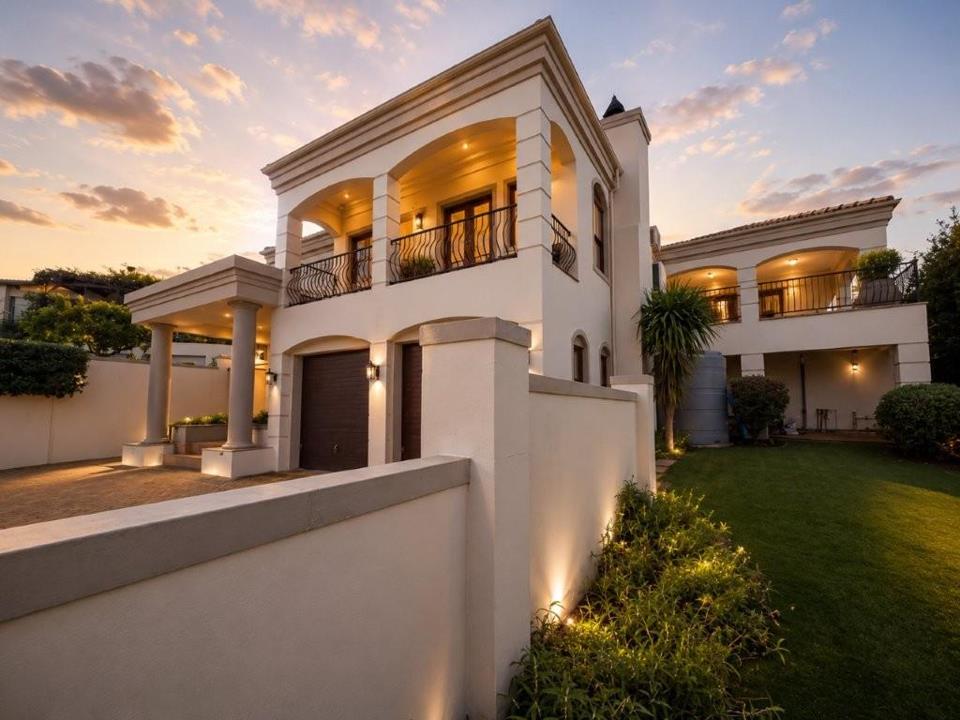 Listing number: P24-117581643, Image number: 1, outside - front 