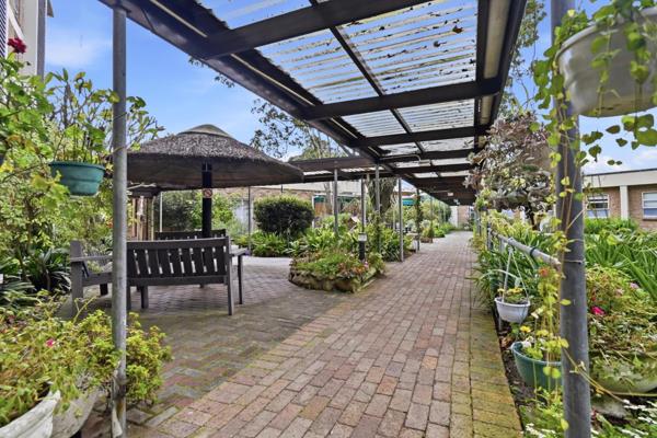 Located close to the Shops and other facilities in the Pinelands suburbs.  Enjoy the ...