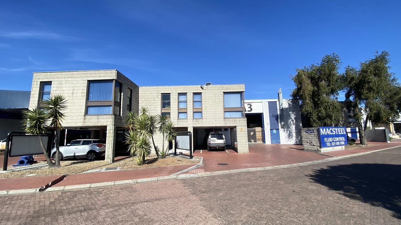Listing number: P24-117585356, Image number: 1